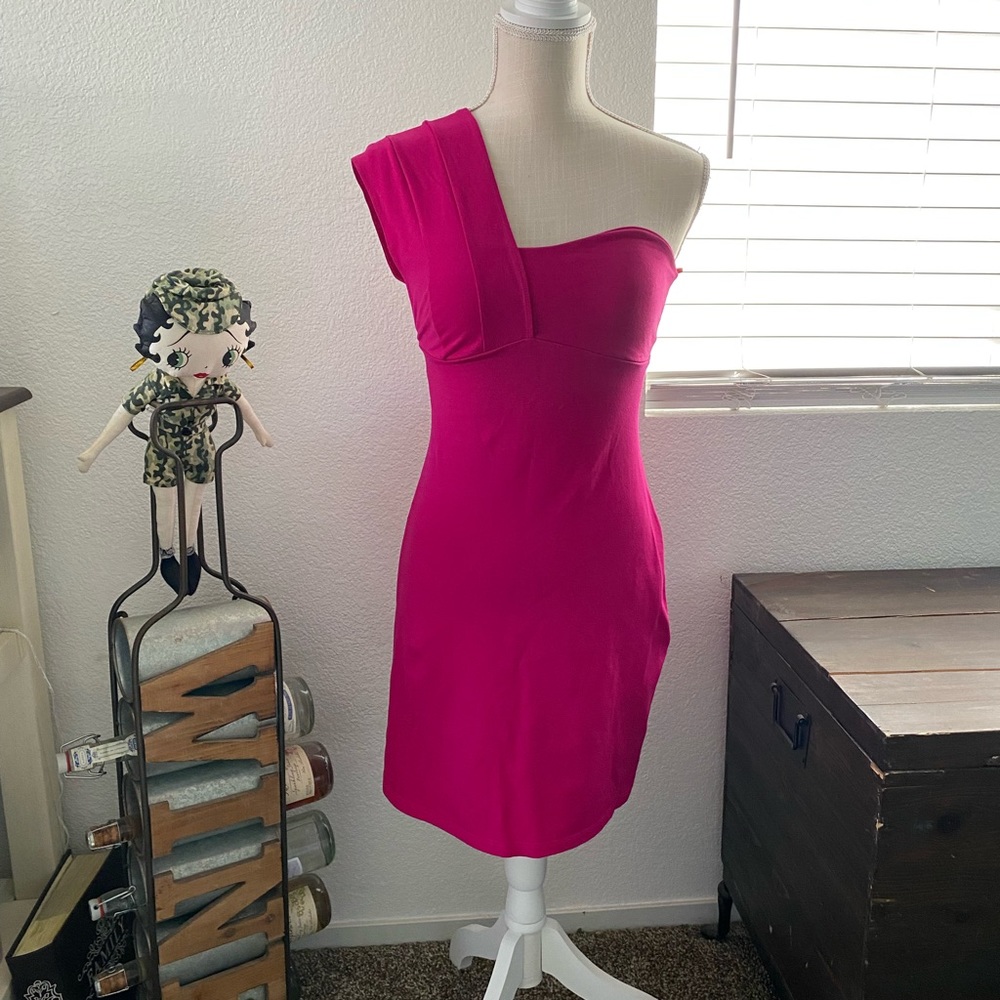 Susana Monaco sz. Small. Excellent condition!
